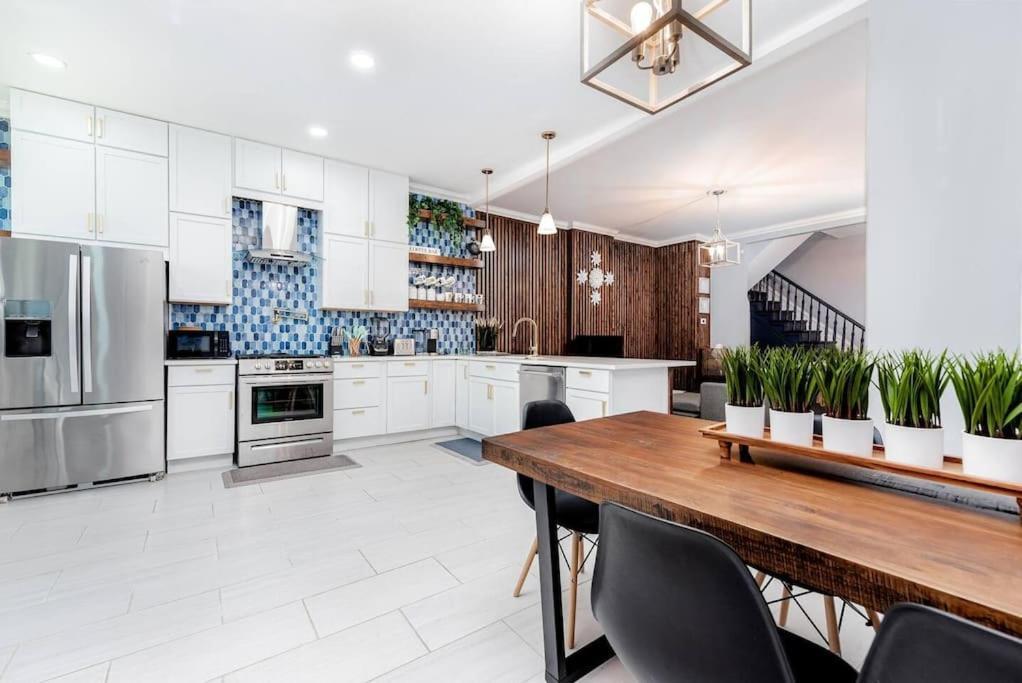 Home 4/ King Beds - Large Garage By Staystlouis Saint Louis Bagian luar foto